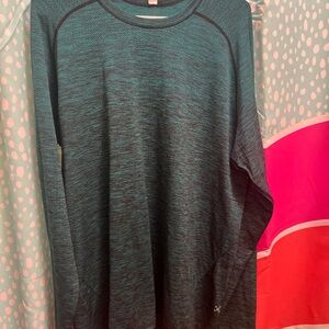 Lululemon Metal Vent Tech Long Sleeve